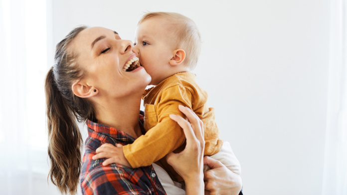 Jeune maman après l’accouchement